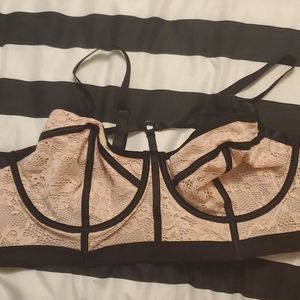 BNWT Torrid Pink Lace Bralette